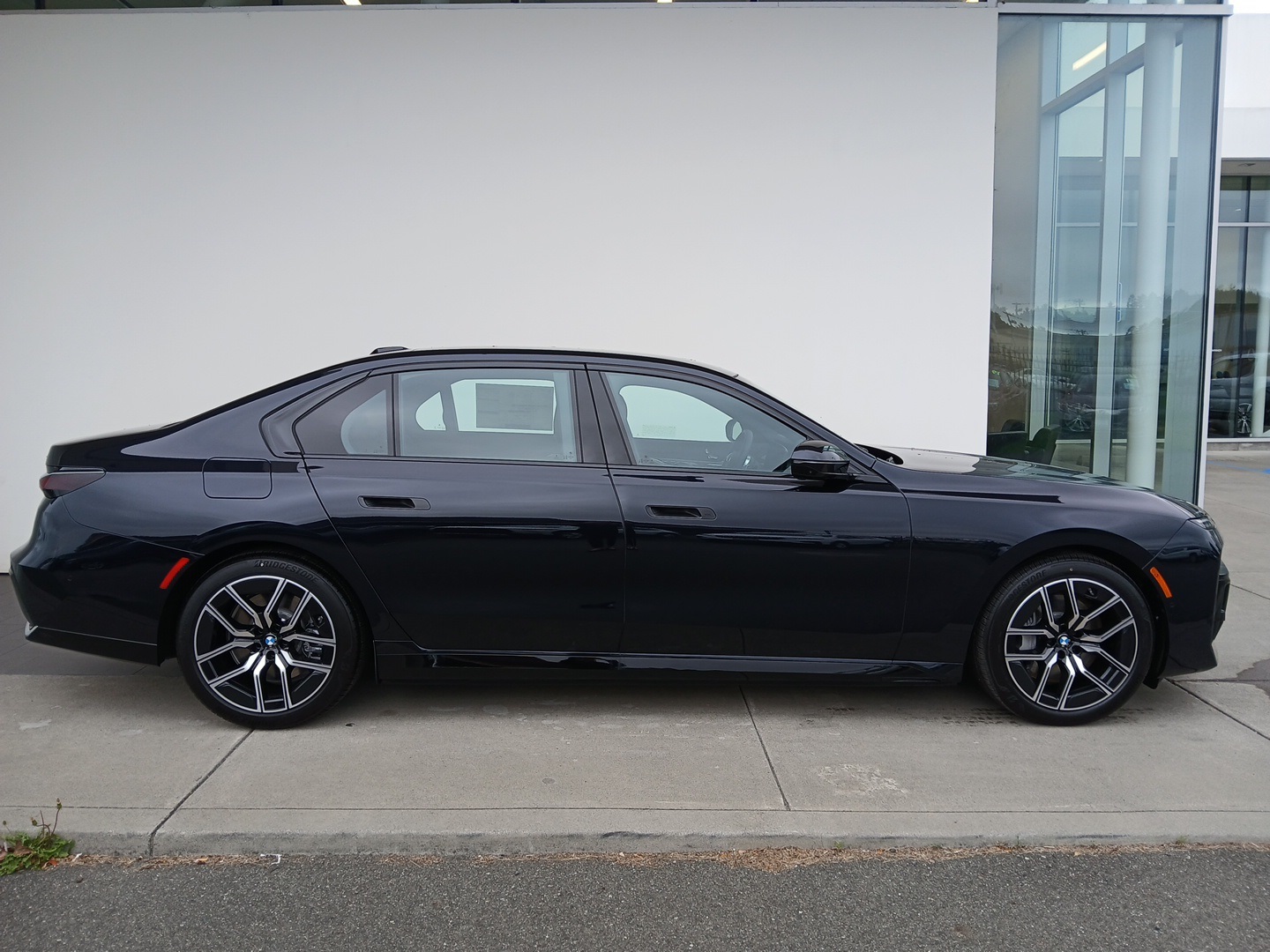 2026 Bmw 750e 750e xDrive photo 3