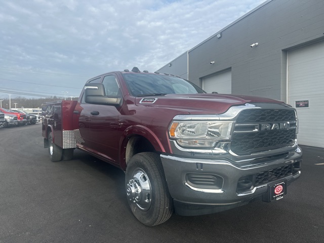 2023 RAM Ram 3500 Chassis Cab Tradesman's photo