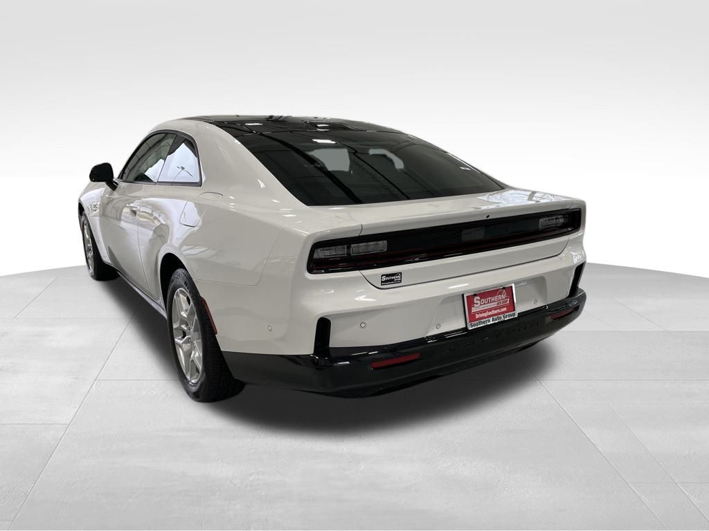 2025 Dodge Charger R/T photo 7