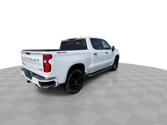 2022 Chevrolet Silverado RST photo 8