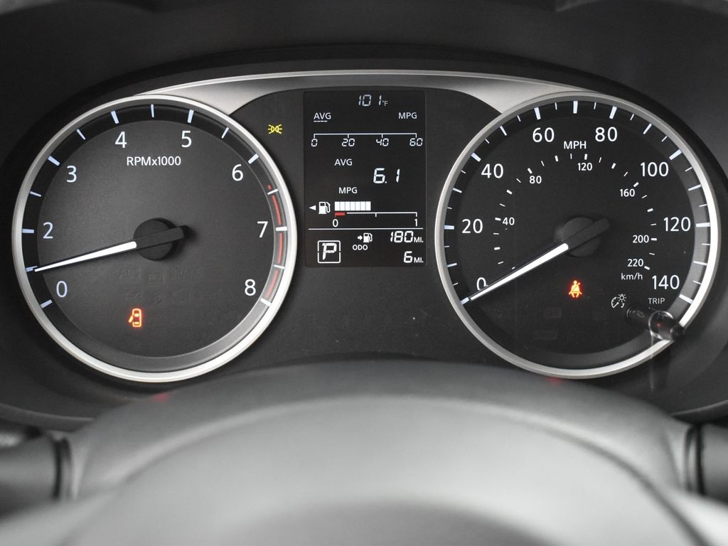 2025 Nissan Versa 1.6 S photo 27