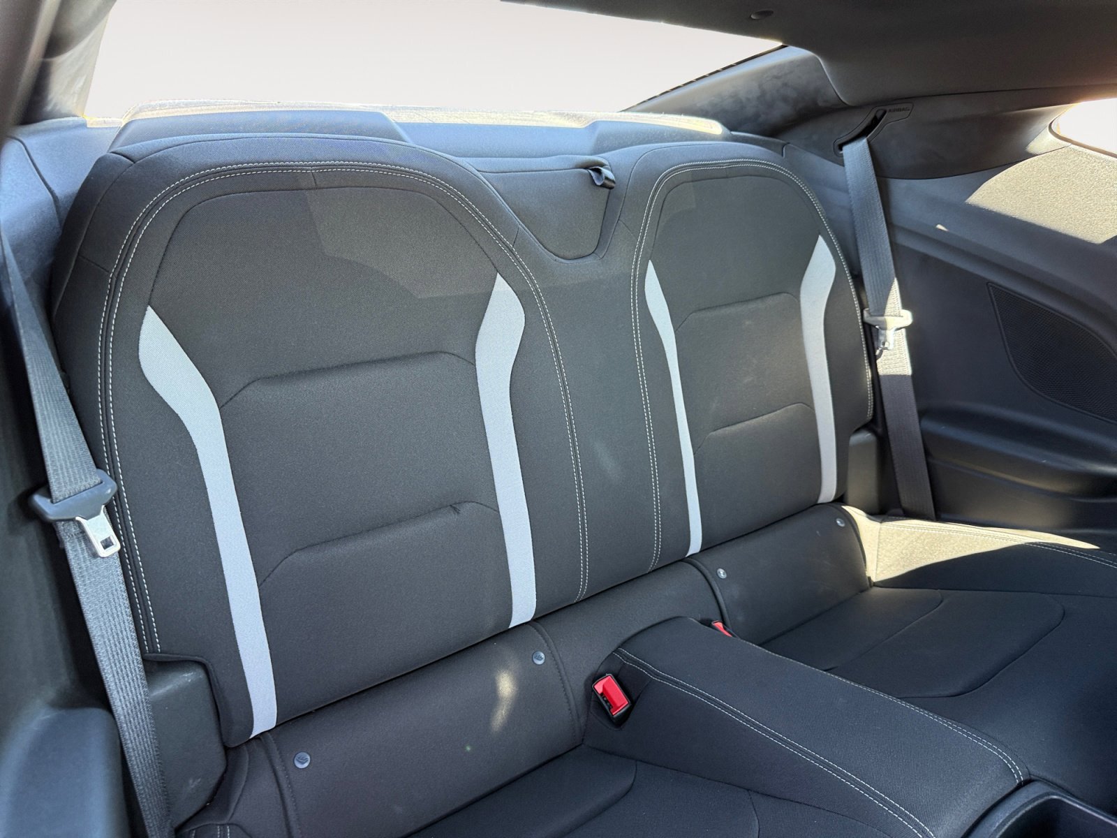 2023 Chevrolet Camaro 1LT photo 16