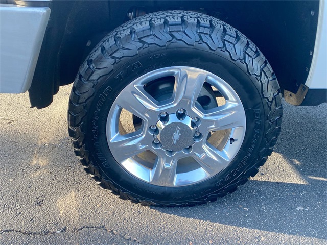 2018 Chevrolet Silverado 2500HD LTZ photo 2