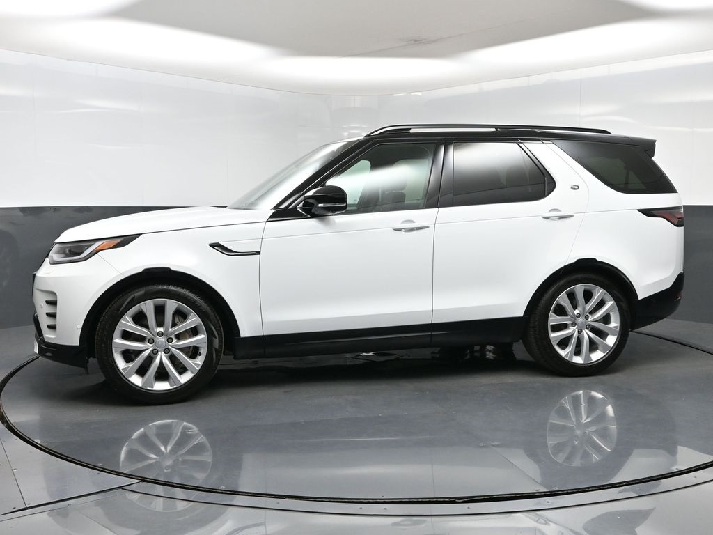 2024 Land Rover Discovery SE photo 3