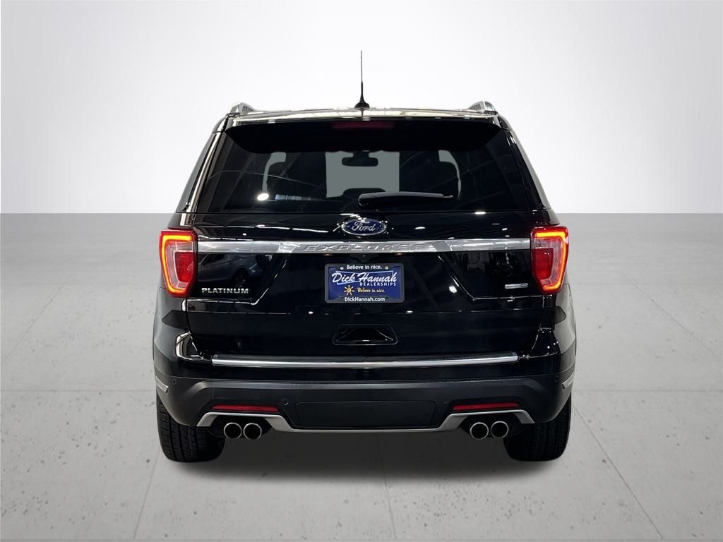 2018 Ford Explorer Platinum photo 11