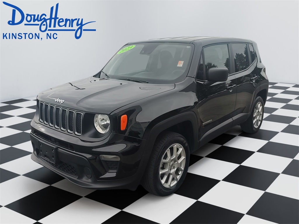 2023 Jeep Renegade Latitude's photo