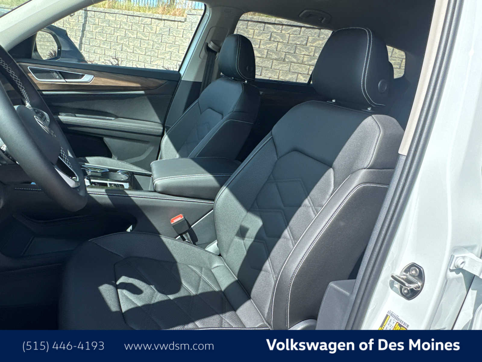 2026 Volkswagen Atlas SE Technology photo 8