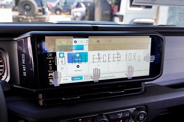 New 2025 Hydro Blue Pearl-Coat Exterior Paint Jeep Sport S image 31