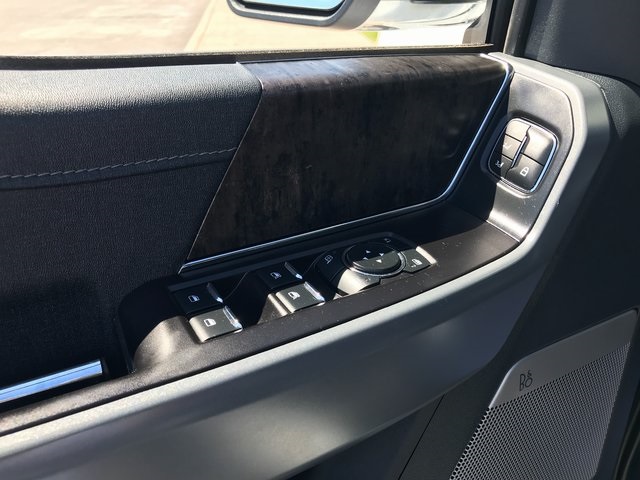 2023 Ford F-150 Lariat photo 4