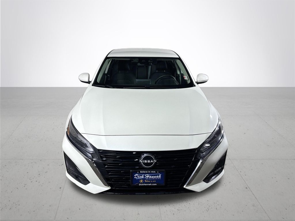 2023 Nissan Altima 2.5 SV photo 3