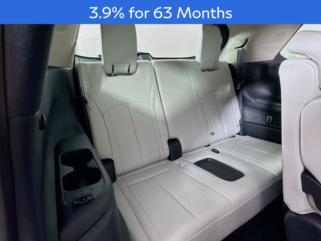 2026 Infiniti QX60 Luxe photo 32
