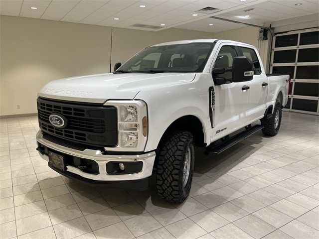 2025 Ford F-250 Super Duty XL's photo