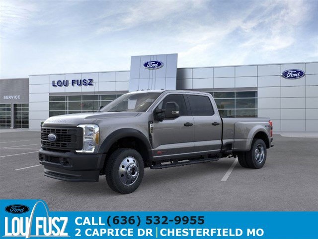 2026 Ford F-450 Super Duty XL's photo