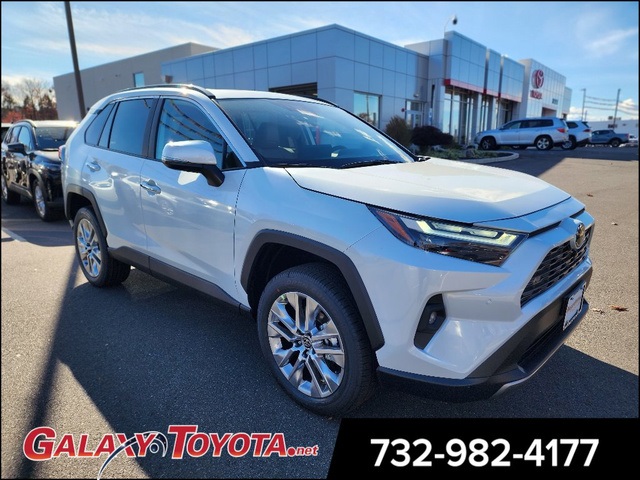 2025 Toyota RAV4 Limited's photo