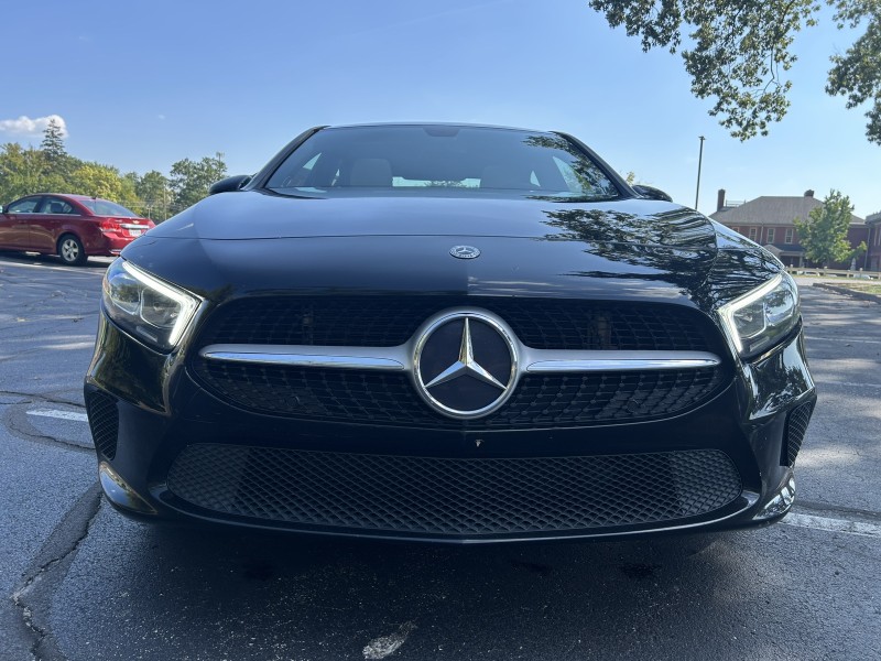 2019 Mercedes Benz A 220 4MATIC photo 2