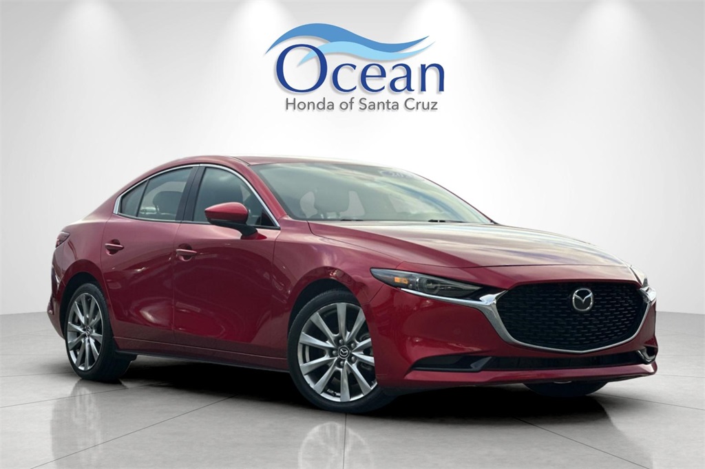 2021 Mazda Mazda3 Premium photo 2