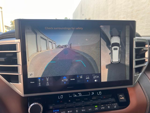 2025 Toyota Sequoia photo 12
