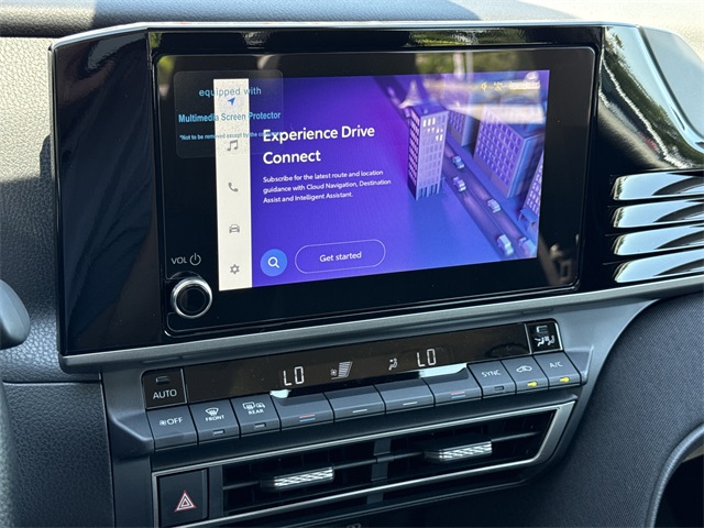 2025 Toyota Camry LE photo 18
