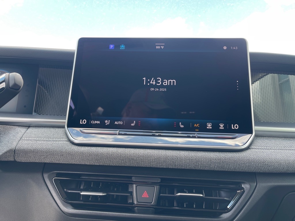 2025 Volkswagen Tiguan S photo 4