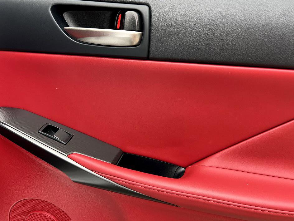 2024 Lexus IS 300 F SPORT photo 26