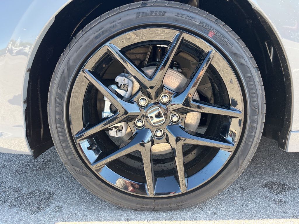 2026 Honda Civic Hybrid Sport photo 3