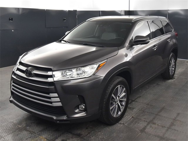 2019 Toyota Highlander SE photo 4
