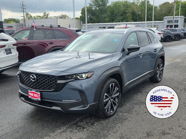2025 Mazda CX-50 Premium Plus's photo