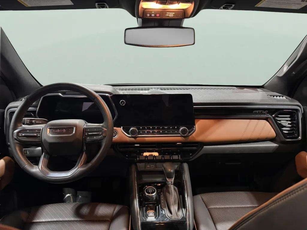 2023 GMC Canyon AT4's photo