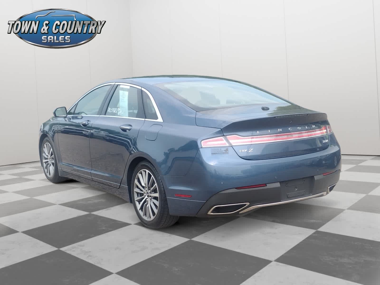 2019 Lincoln MKZ Hybrid Reserve photo 5