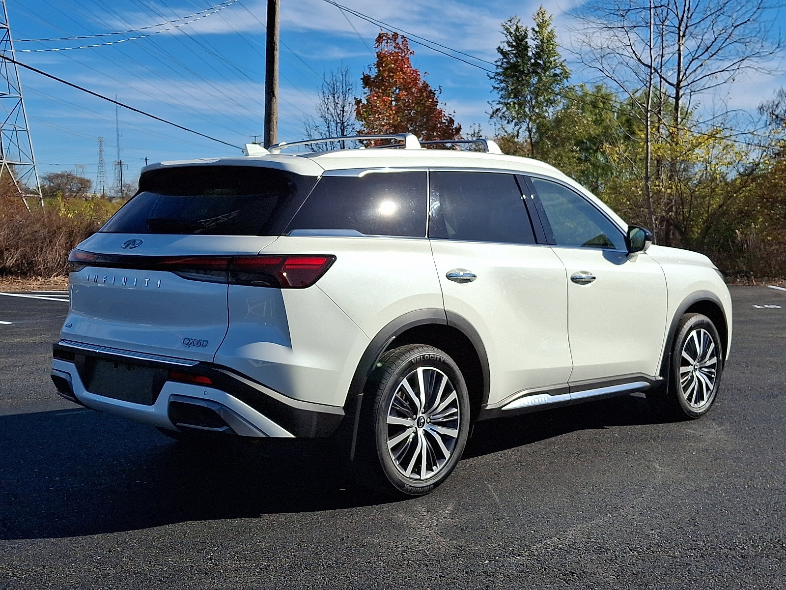 2023 Infiniti QX60 Sensory AWD photo 4