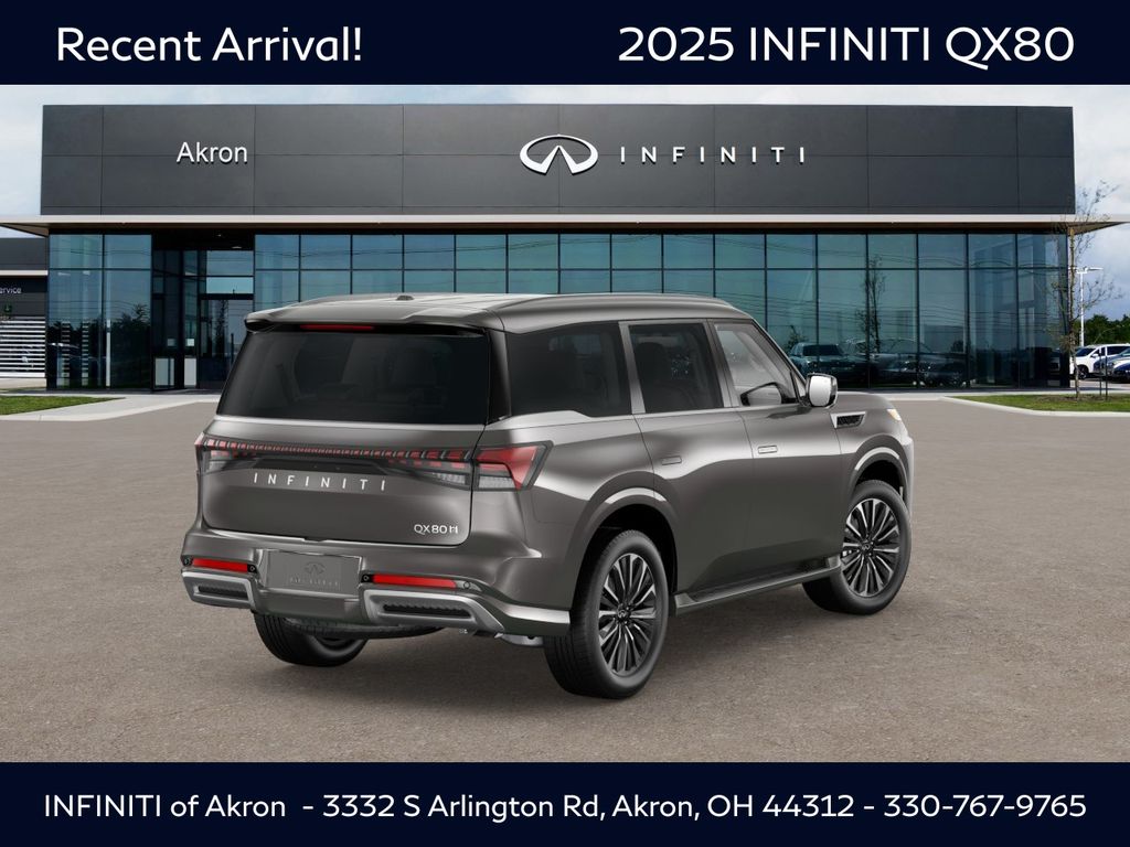 2025 Infiniti QX80 Luxe photo 2