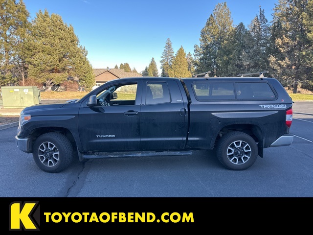 2014 Toyota Tundra SR5's photo