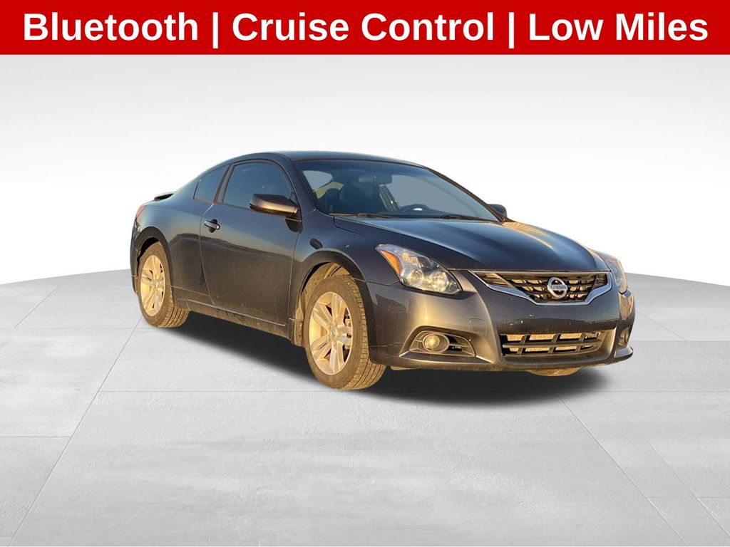 2013 Nissan Altima Coupe S