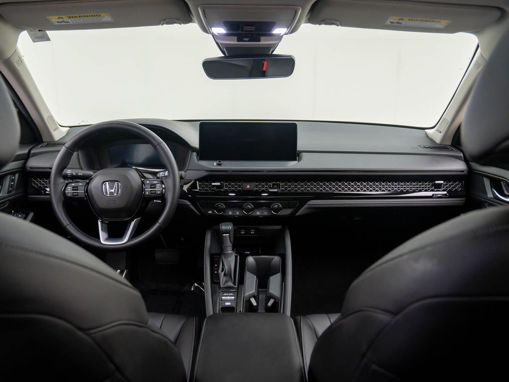 2024 Honda Accord Hybrid Touring photo 9