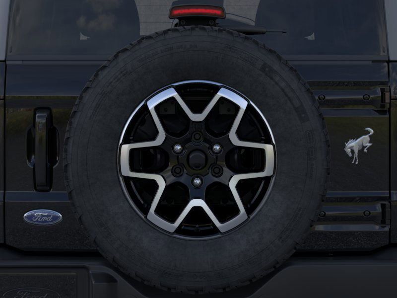 2025 Ford Bronco Outer Banks photo 23