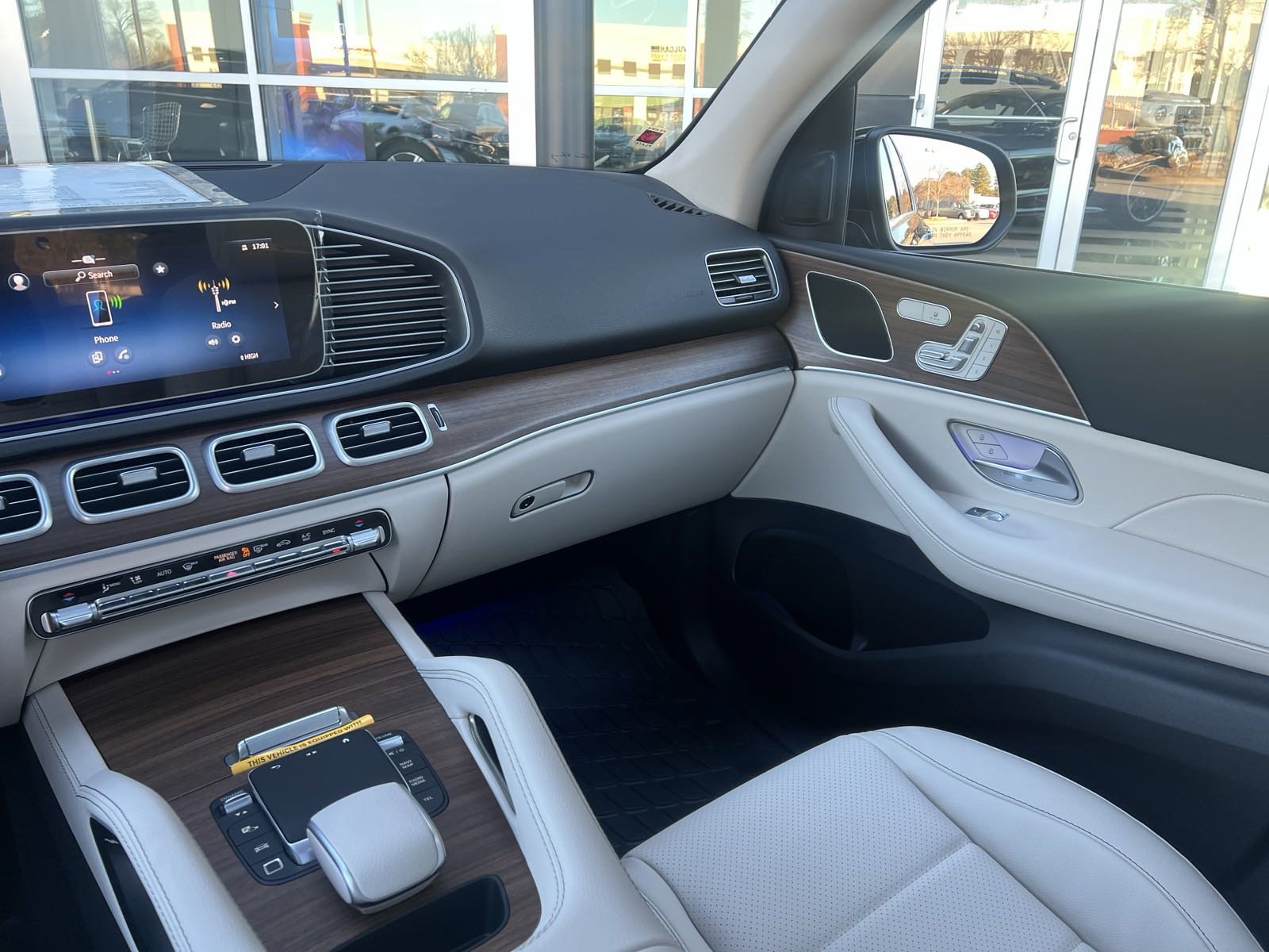 2025 Mercedes Benz GLE 350 photo 29