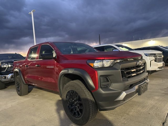 2024 Chevrolet Colorado Trail Boss photo 3