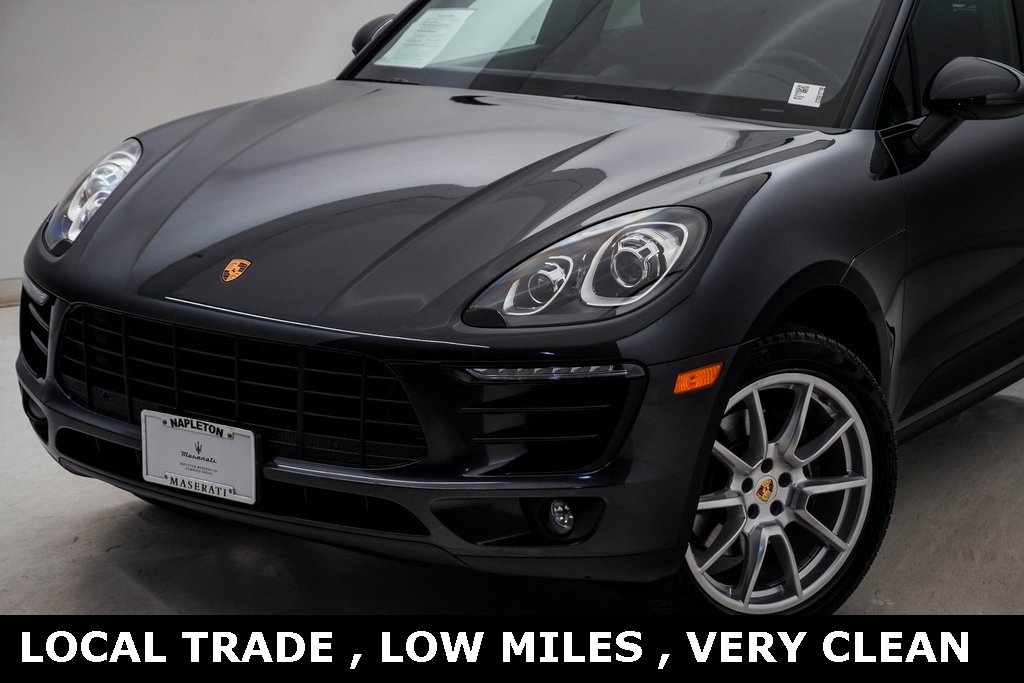 2017 Porsche Macan Base photo 4