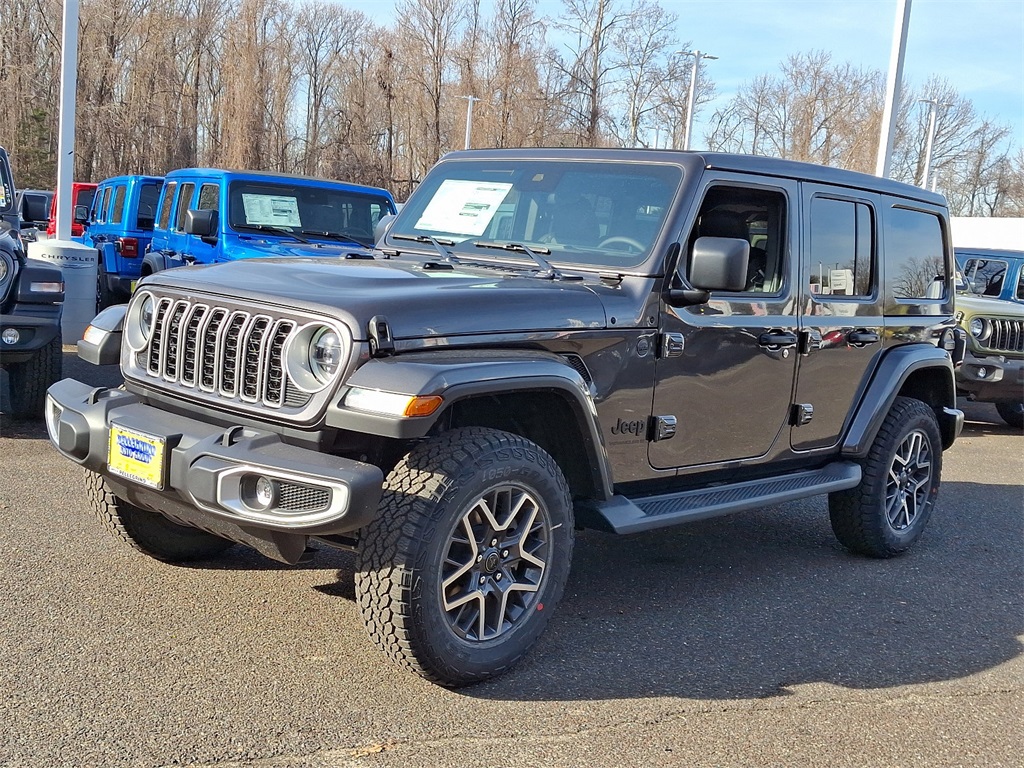 2025 Jeep Wrangler Sahara photo 3