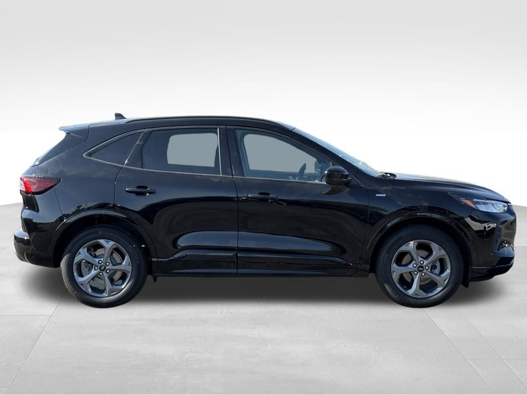 2023 Ford Escape ST-Line Select photo 6