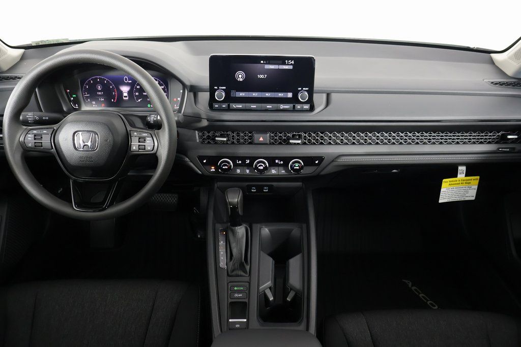 2025 Honda Accord 1.5T SE photo 4