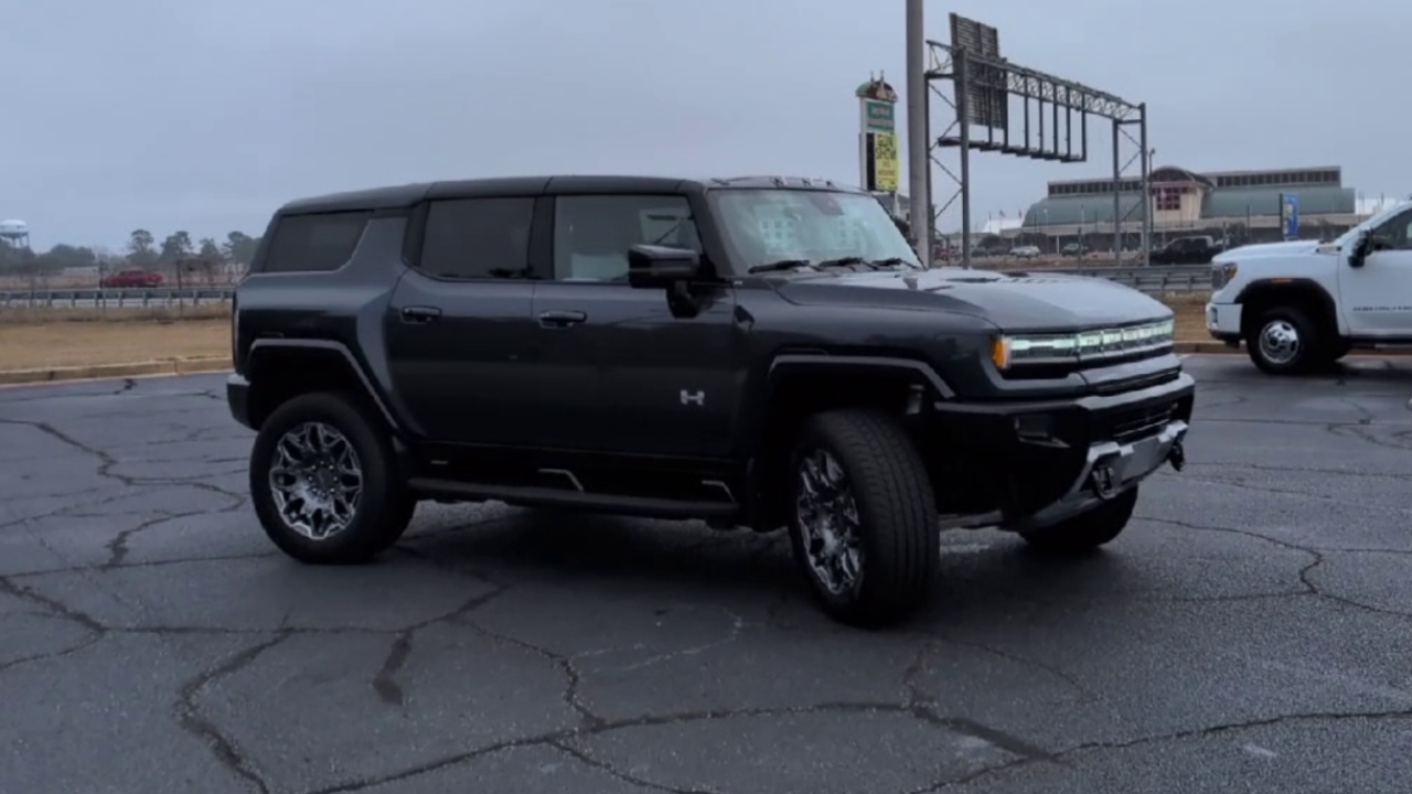 Used 2025 GMC HUMMER EV 3X with VIN 1GKT0RDC2SU114071 for sale in Perry, GA