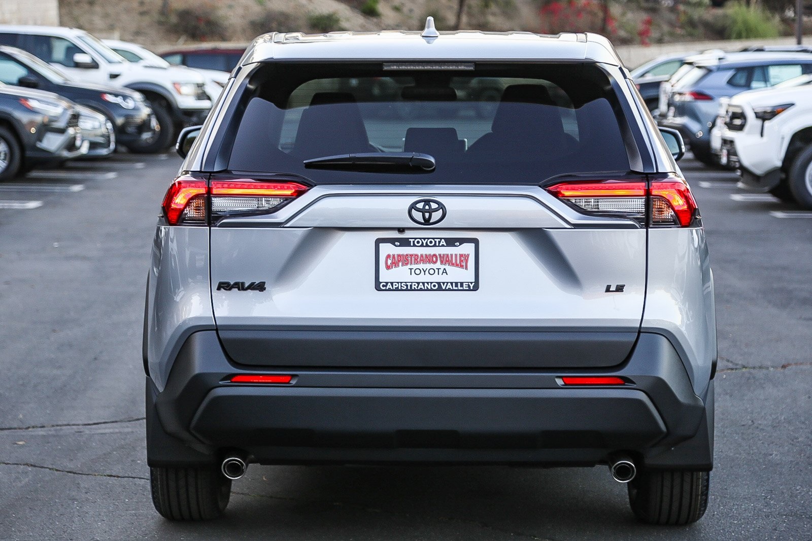 2025 Toyota RAV4 LE photo 4