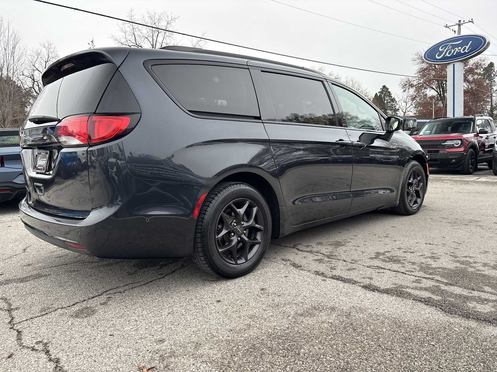 2020 Chrysler Pacifica Touring L photo 4