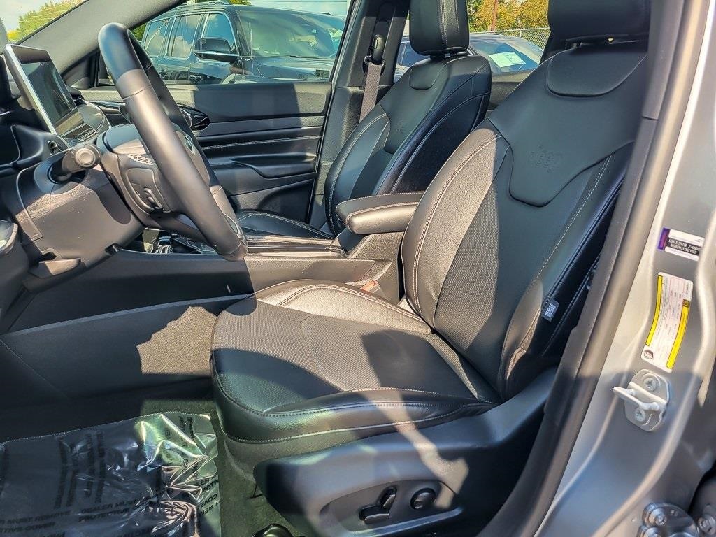2022 Jeep Compass High Altitude photo 6