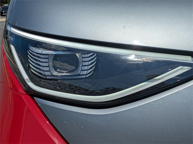2025 Volkswagen ID. Buzz Pro Plus photo 9