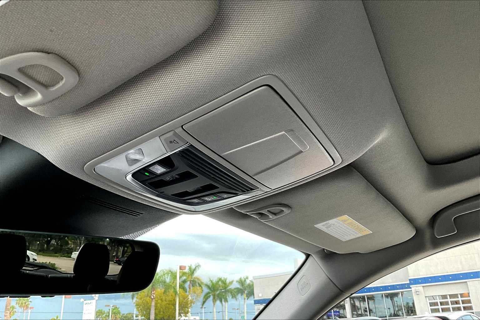 2025 Acura MDX SH-AWD photo 31