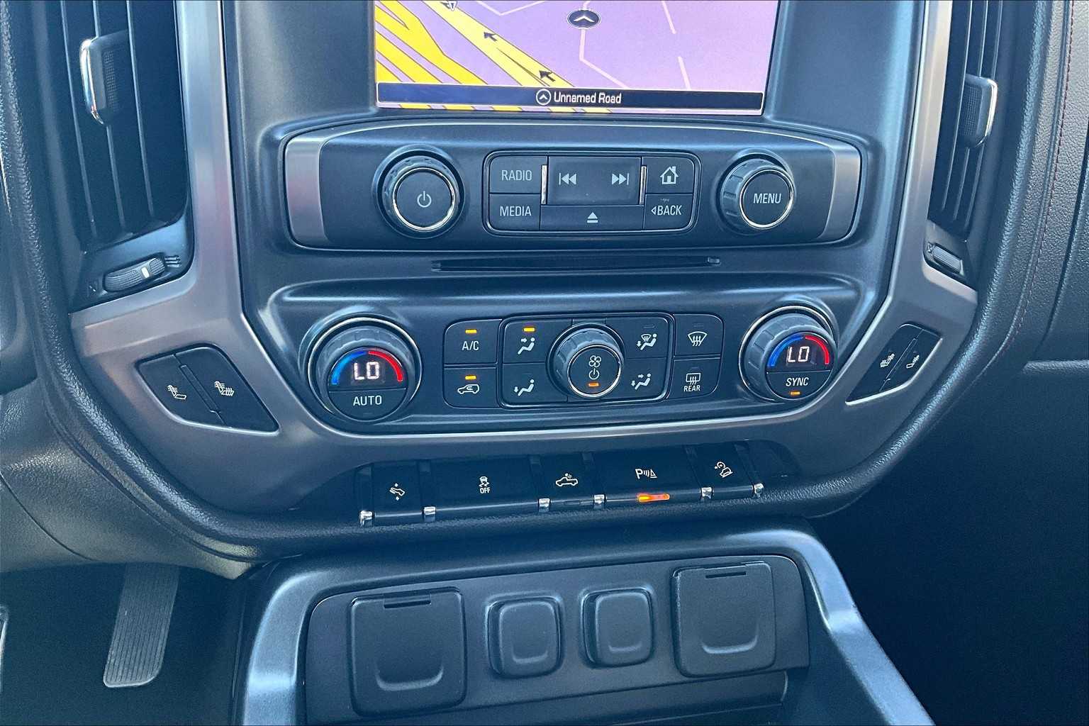 2017 Gmc Sierra 1500 SLT photo 32