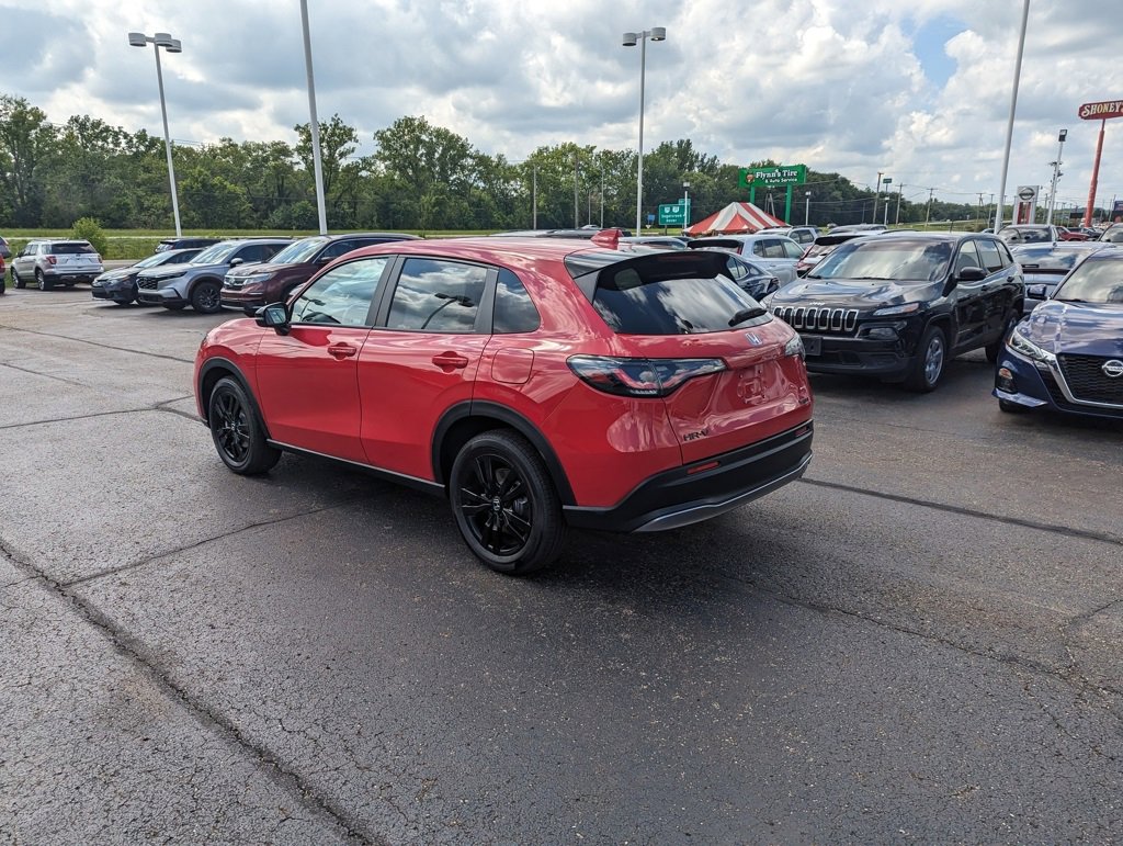 2026 Honda HR-V Sport photo 3