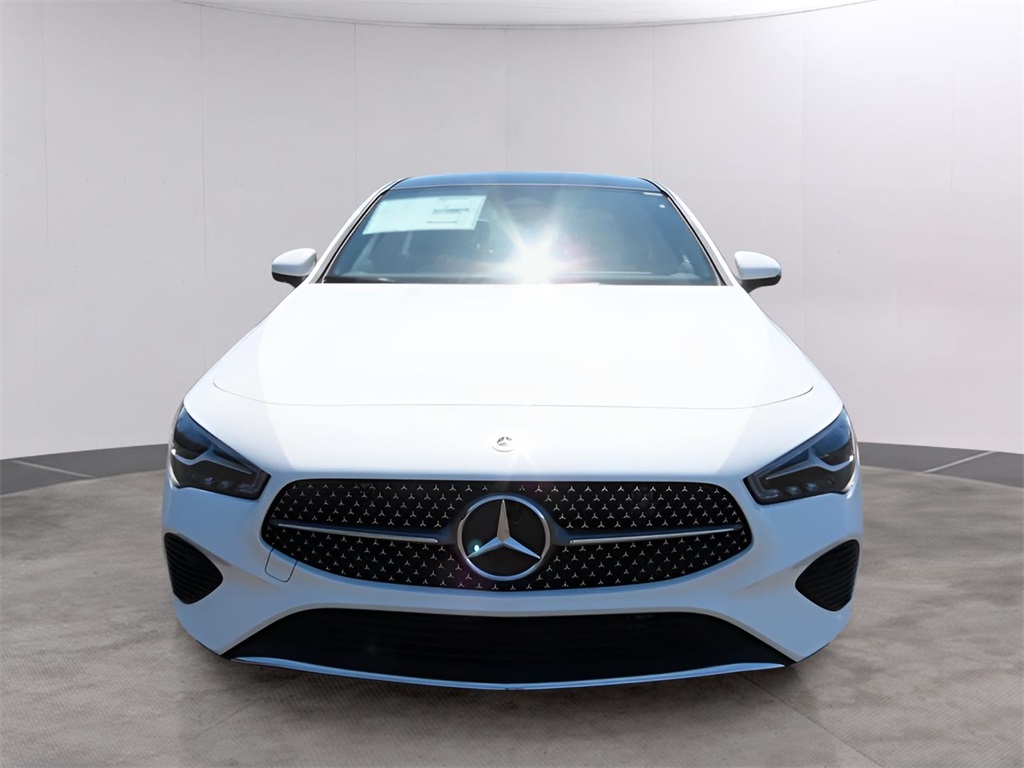 2025 Mercedes Benz CLA 250 4MATIC photo 2